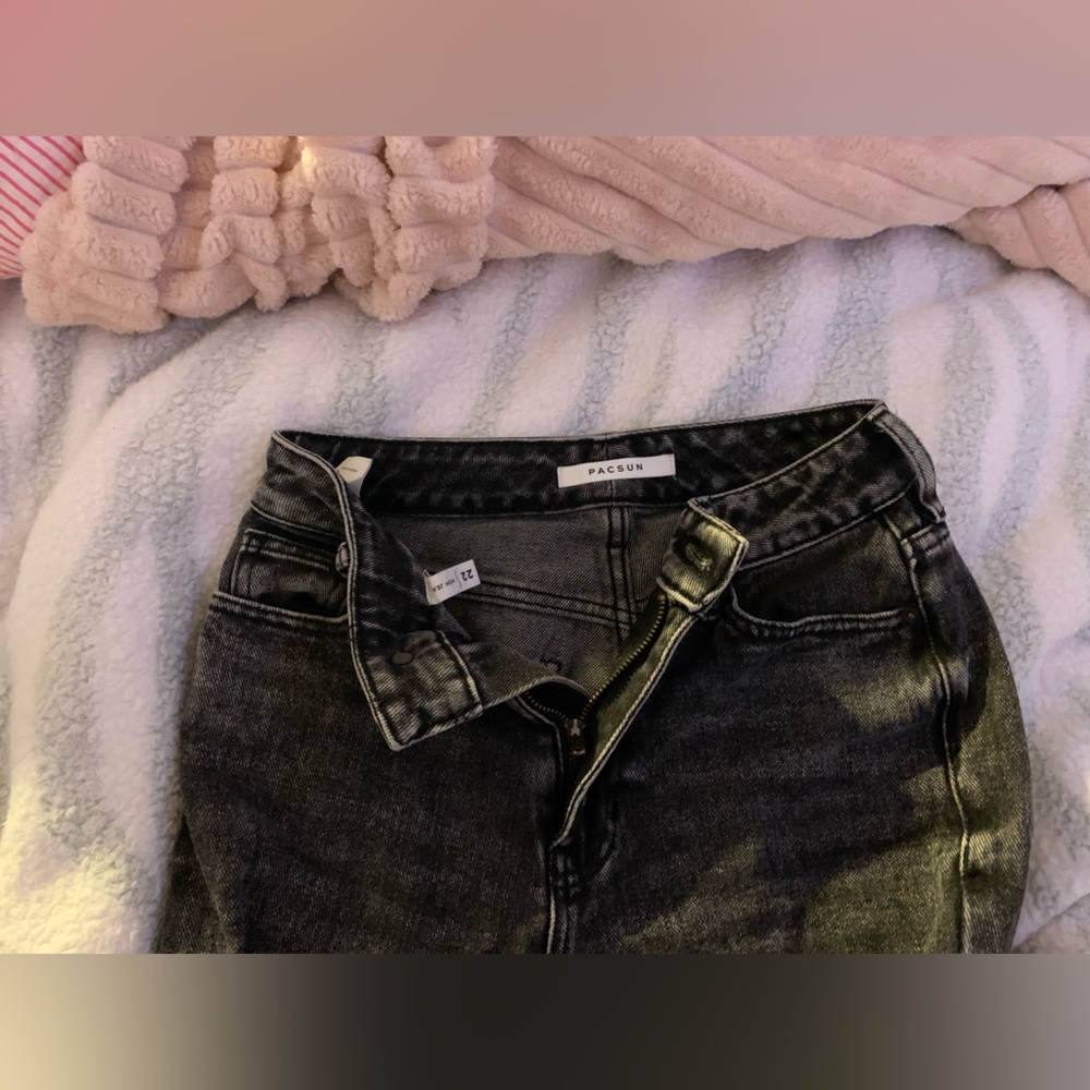 Black mom jeans from Pacsun